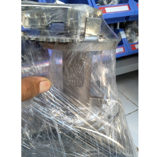 van bướm tay kẹp inox